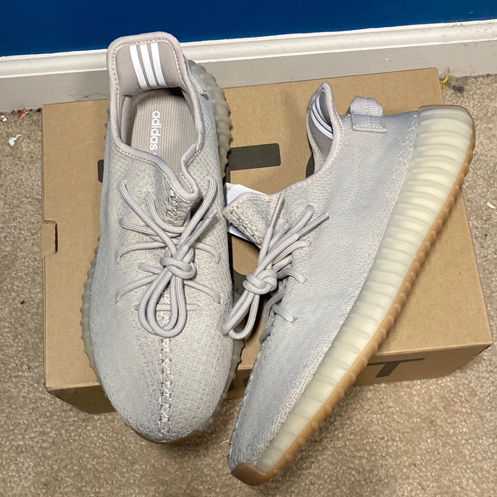 YEEZY 350 “Sesame” Kanye West